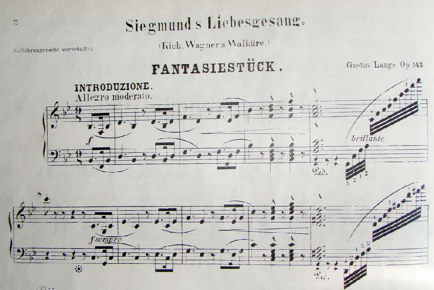 Gustav Fredrik Lange (* 22. Februar 1861 in Fredrikshald; � 11. Februar 1939 in Oslo) war ein norwegischer Geiger, Komponist und Musikp�dagoge. Von 1878 bis 1883 studierte er in Stockholm Violine bei C. J. Lindberg und Komposition bei F. V. L. Morcman.  Er setzte seine Violinausbildung bei Hubert L�onard in Paris und bei �mile Sauret in Berlin fort.

