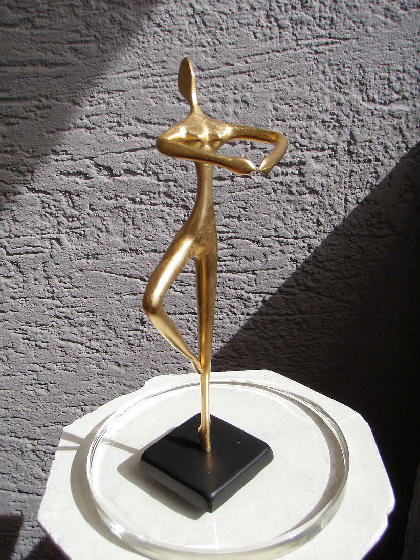 T�nzerin - Pirouette - Metallguss vergoldet - 29  x 10  x 9  cm - 89 € mtl./K 550 €